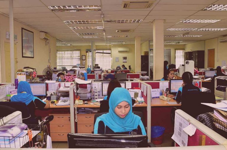 Global Shipping & Logistics Services Company in Klang, Malaysia